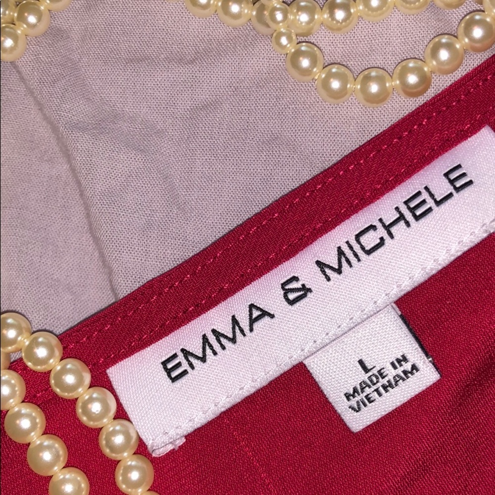 Classy holiday red dress! - Picture 3 of 3